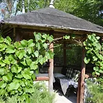 Bibianna Serce Lasu Villa